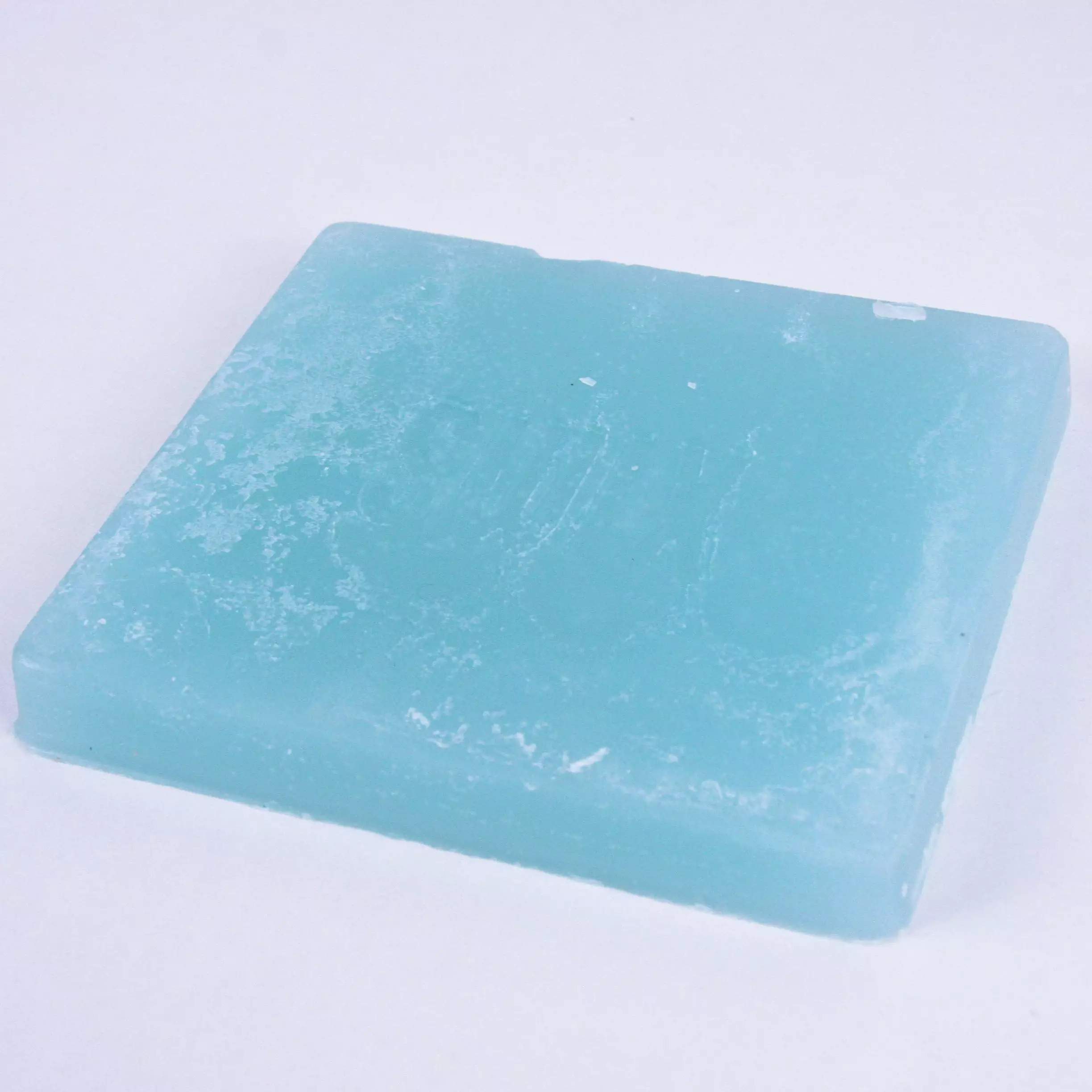 Swix Backshop Universal Glide Wax Cold 250g Bulk Wax