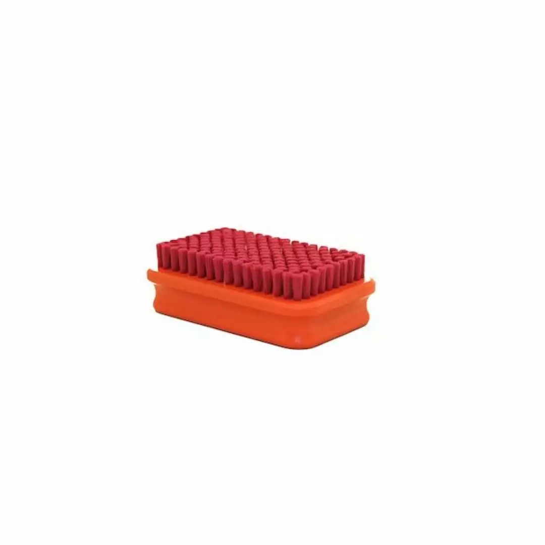 Swix Rectangular Fine Red Nylon Brush - T0190B